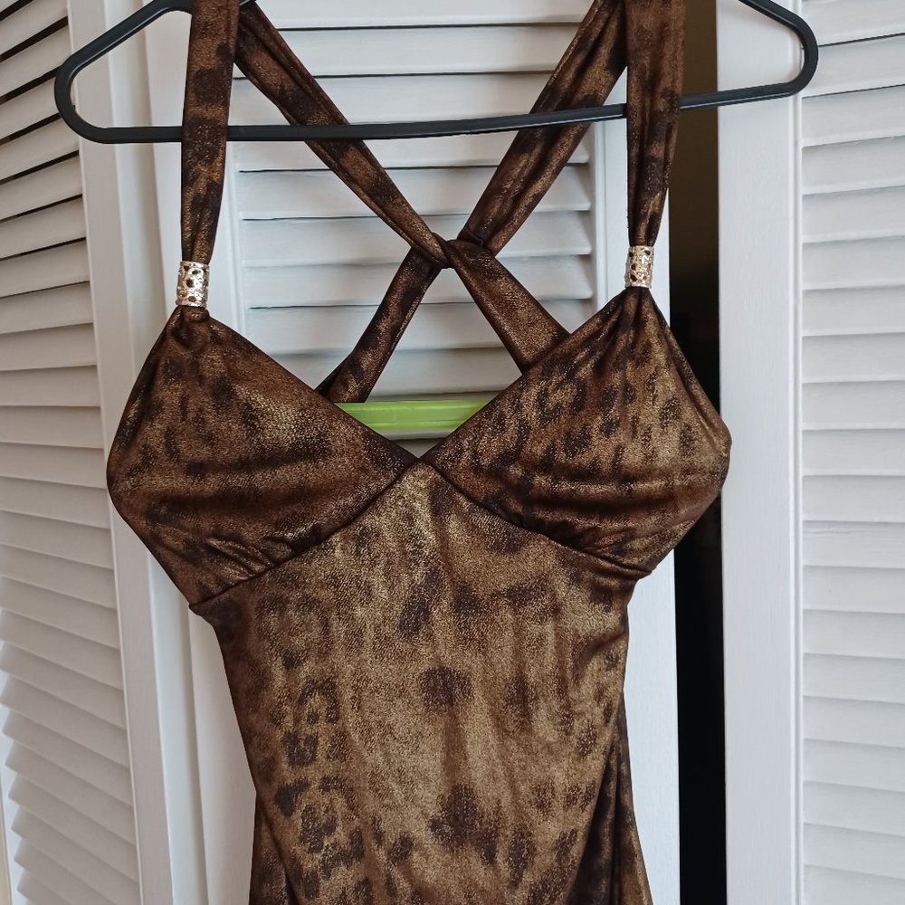 Guess top, size S to M